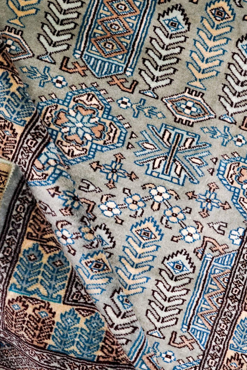 パキスタン手織り絨毯 ウール size:123×81cm アクセントラグ パキスタン手織り絨毯 ウール size:123×81cm アクセントラグ