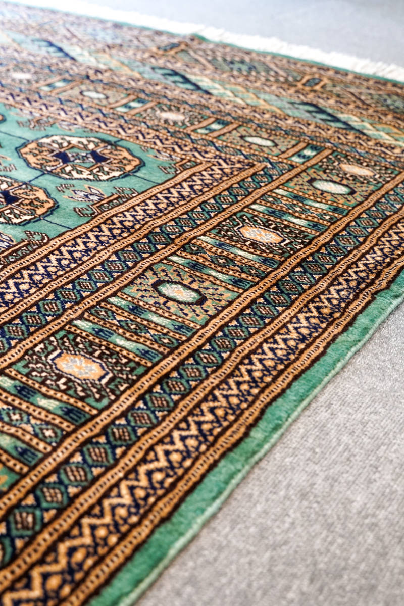 ボハラデザインのパキスタン手織り絨毯 size:297×214cm リビングラグ_画像4