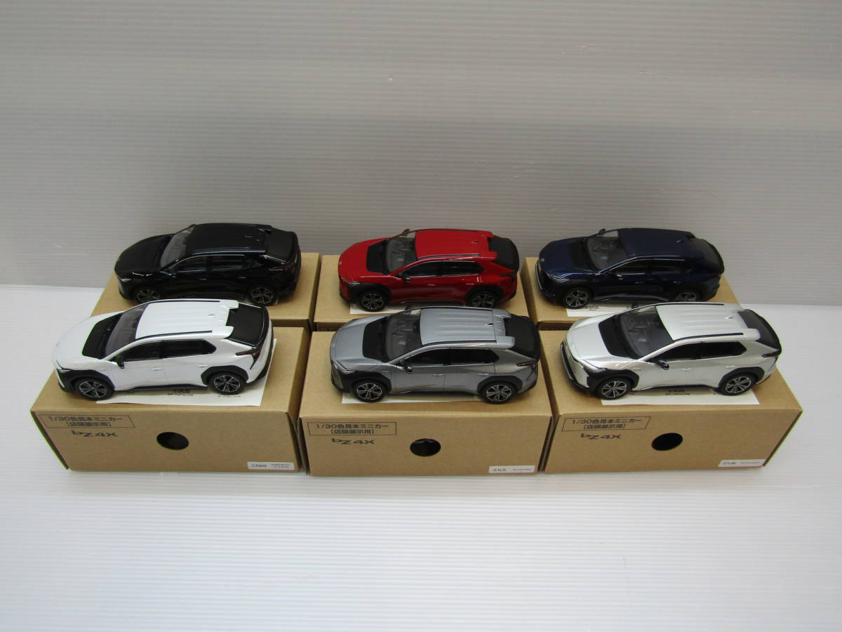 正規品販売! 74-KT2480-80s TOYOTA トヨタ 色見本ミニカー 1/30