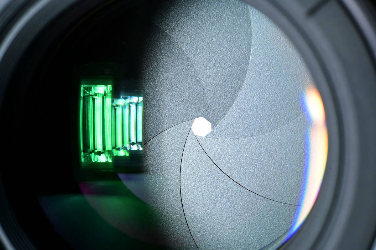 美品 Nikon nikkor Ai-s 105mm F2.8 テスト撮影済 グリス交換済 #22 10-5