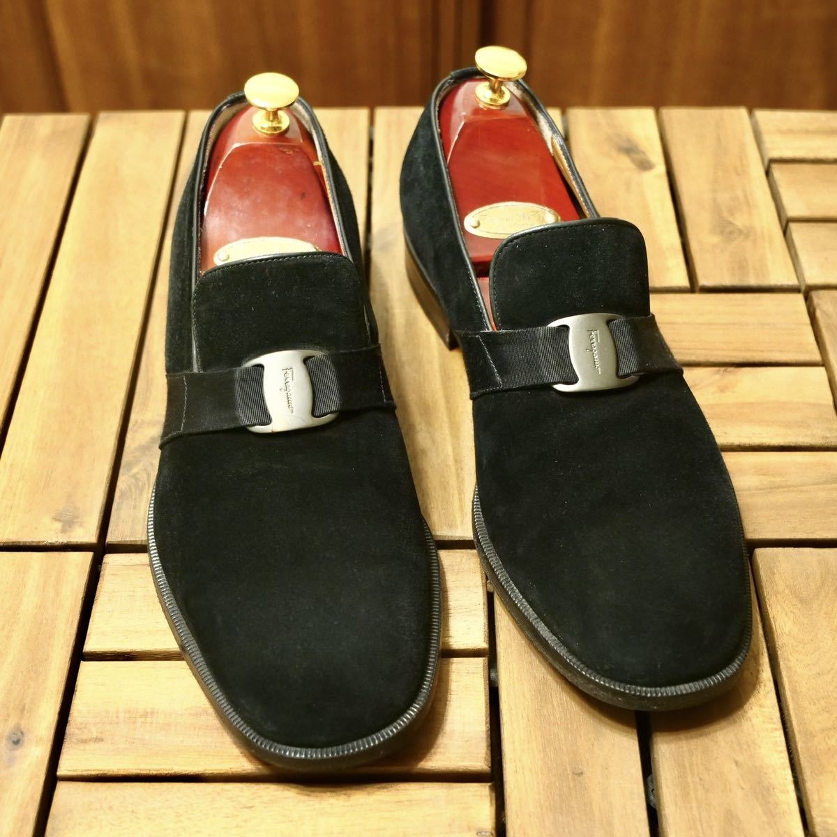 極美品 Salvatore Ferragamo サルヴァトーレフェラガモ ヴァラ