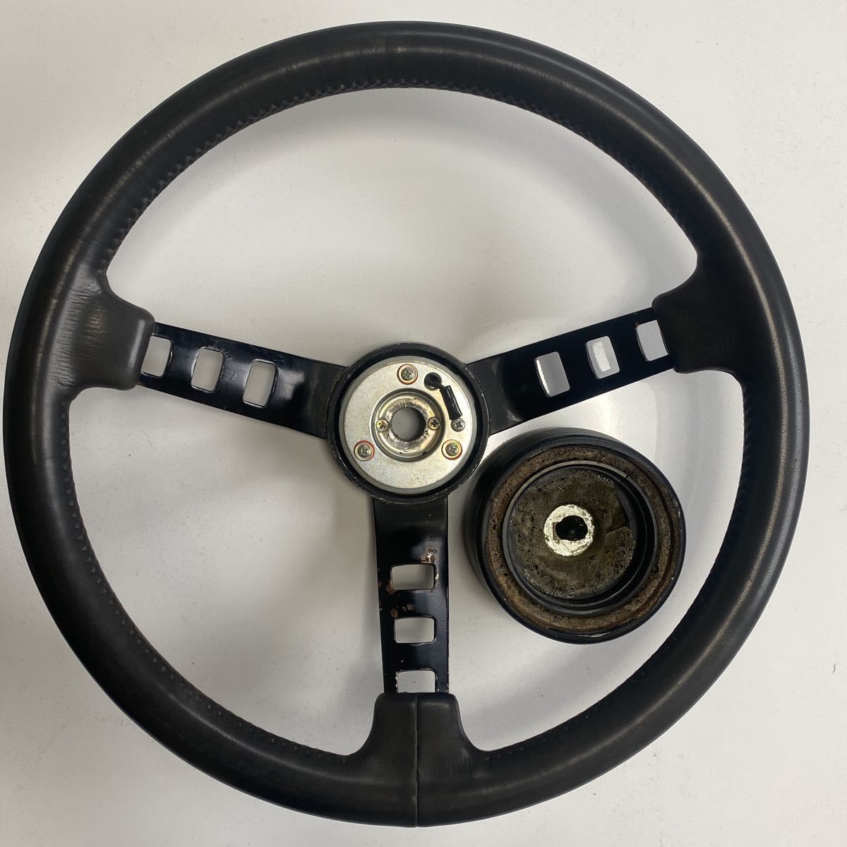  Hokkaido departure Datsun competition steering wheel 35 pie that time thing 