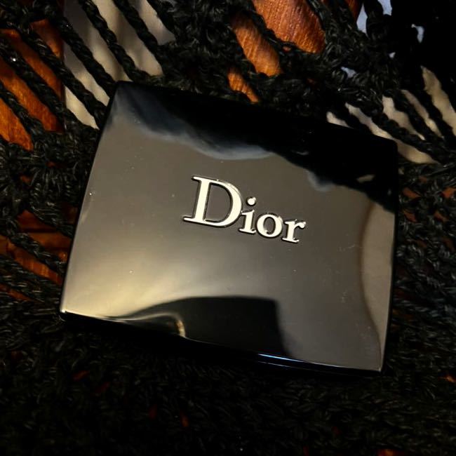Dior アイシャドウ サンククルール 157ディオール