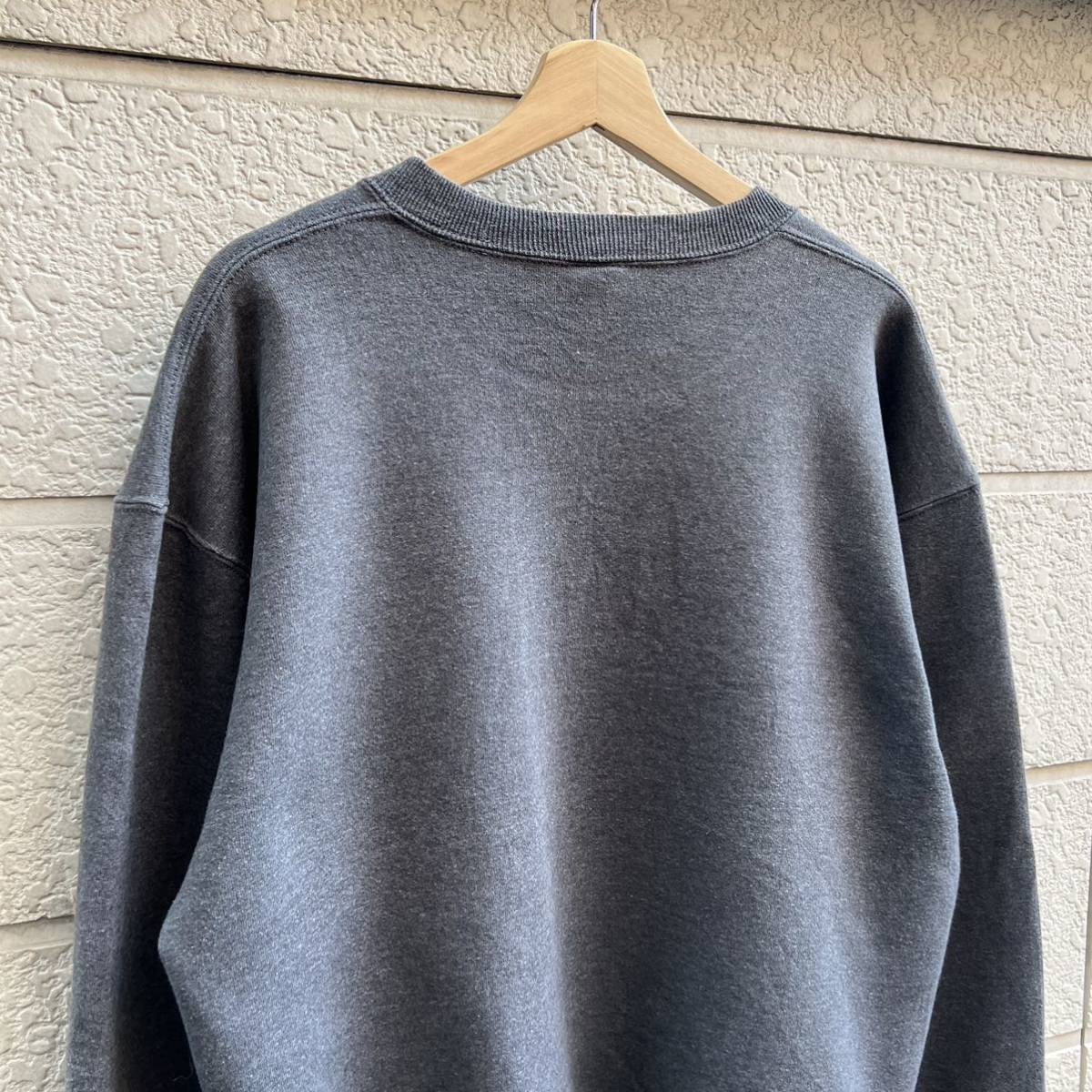 90s USA製 前V 無地スウェット グレー 灰色 RUSSELL ATHLETIC ラッセル アメリカ製 古着 vintage ヴィンテージ ヘビーウエイト トレーナー