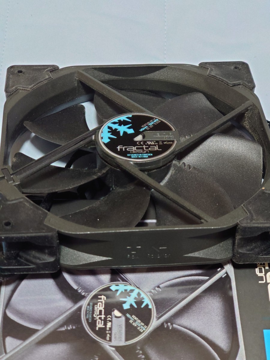 Fractal Design FD-FAN-VENT-HP14-PWM-BK [Venturi HP-14 PWM Black] 