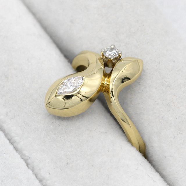 美品 ダイヤモンド ゴールド デザイン リング K18 ジュエリー