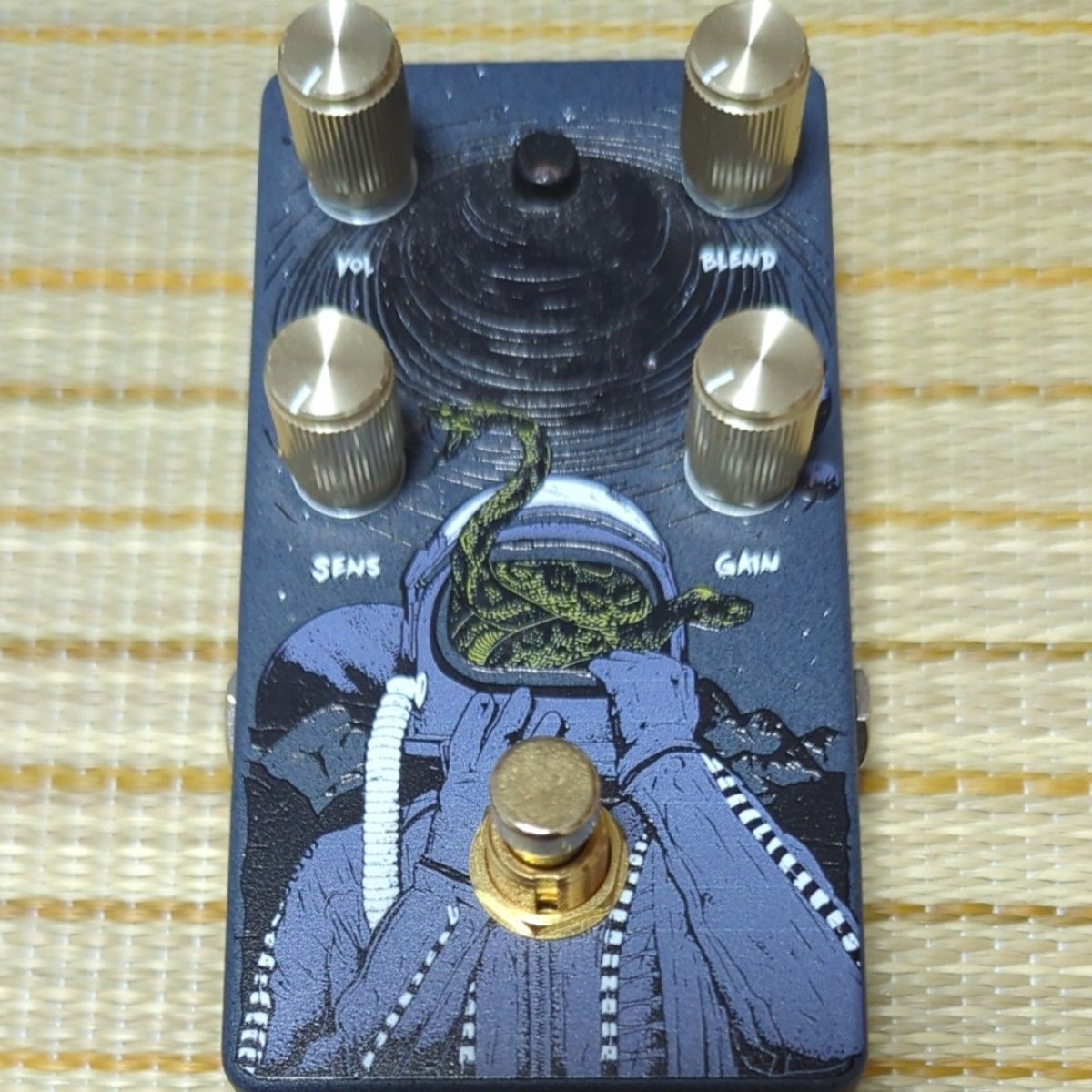 Ground Control SERPENS コンプレッサー レアです wingrand.com.au