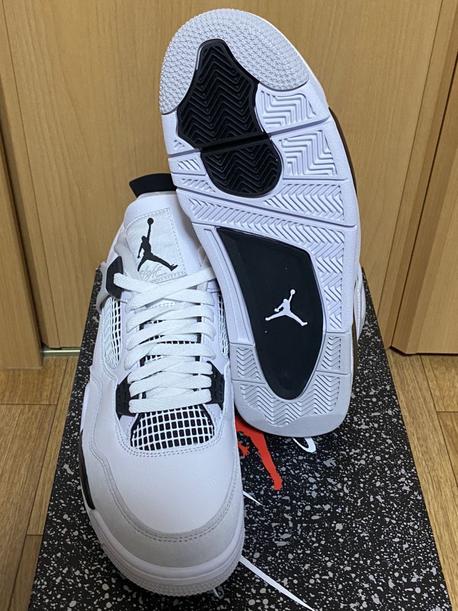 魅力的な Nike AIR エア JORDAN 4 ナイキ RETRO / Military Air Black