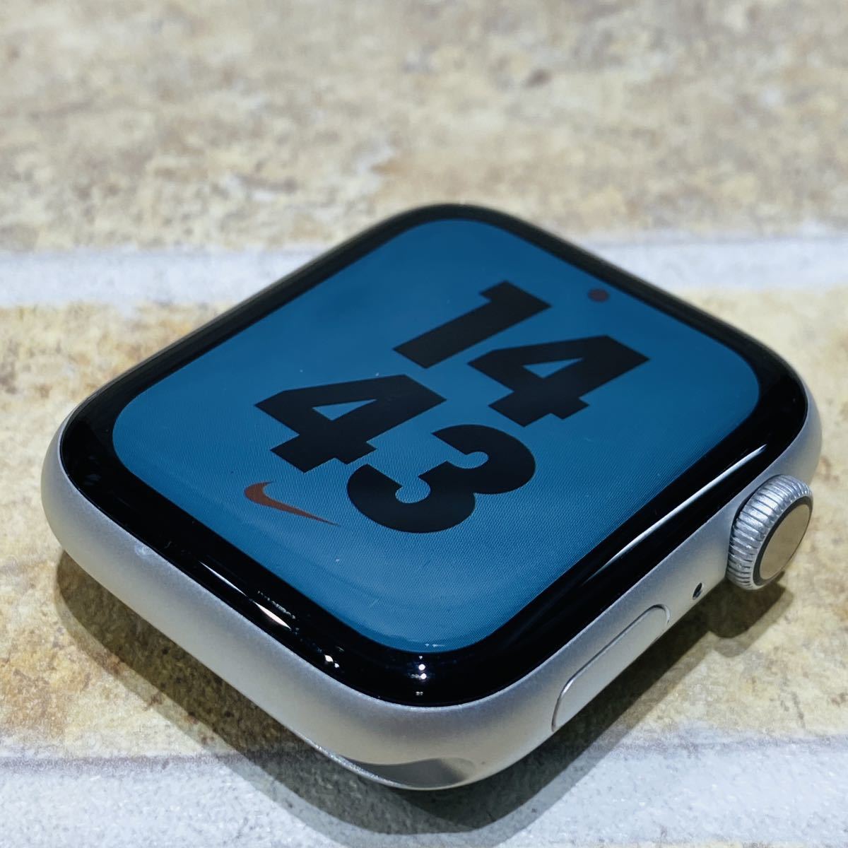 Apple Watch GPS Series4 NIKEモデル 44mm アルミケース 電池良好 A