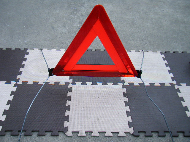 VOLVO/ Volvo original folding type triangle emergency stop board 
