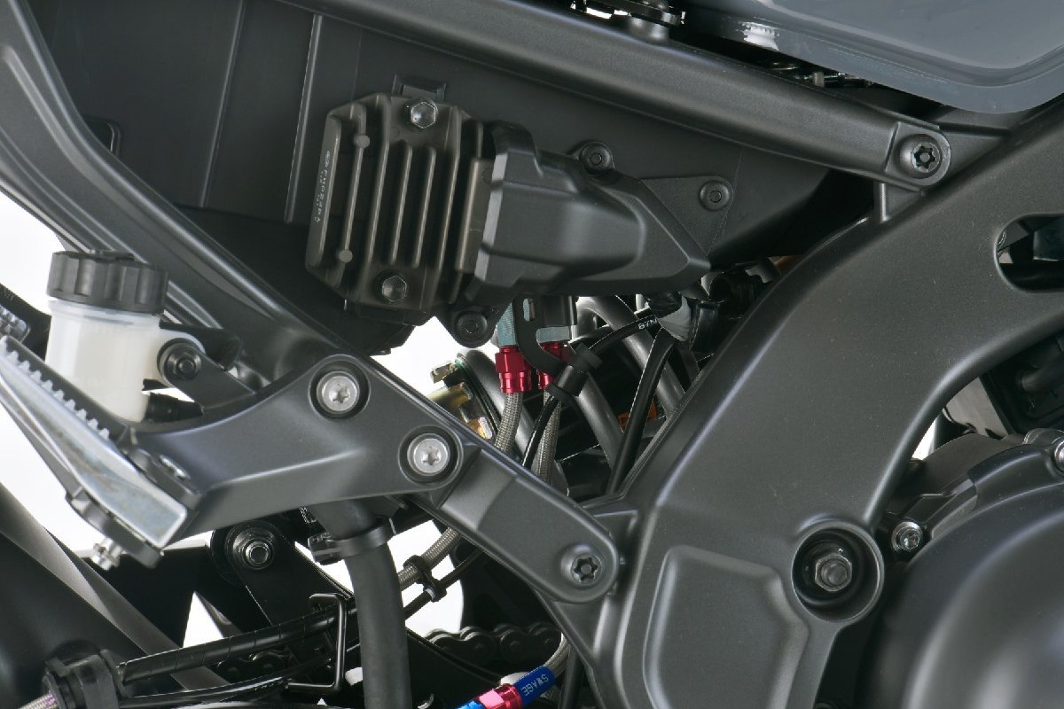 スウェッジラインプロ リアホースキット YAMAHA MT-09 21 ノーマル車両 ステンレス/ステンレスブラック