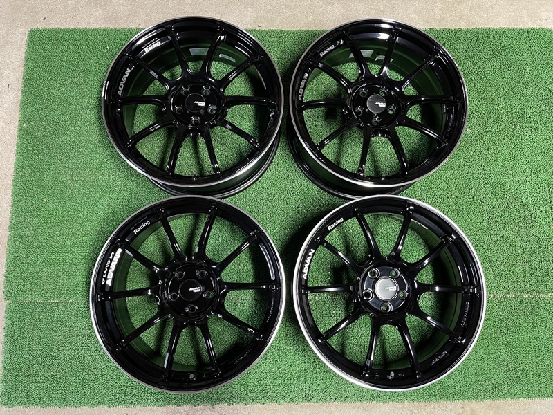 お洒落 ADVAN レーシングRZ-Ⅱ 18インチ タイヤ付き 86 BRZ プリウス