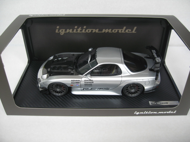 ig 1/18 Mazda RX-7 (FD3S) RE Amemiya Silver sumeconstrutora.com.br