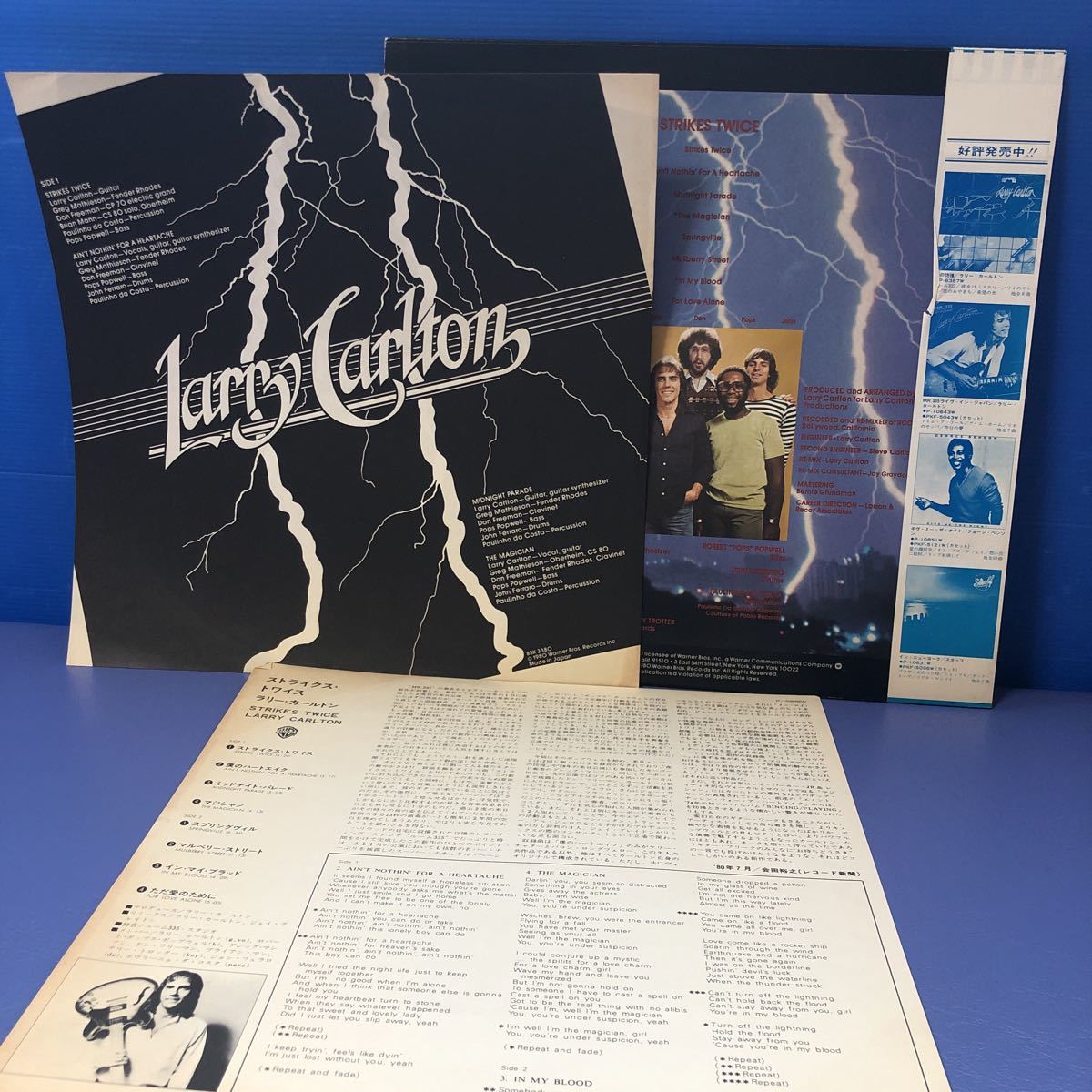 N帯付LP Larry Carlton 天才ギタリスト ラリーカールトン ストライクストワイス Strikes Twice レコード 5点以上落札で送料無料_画像3