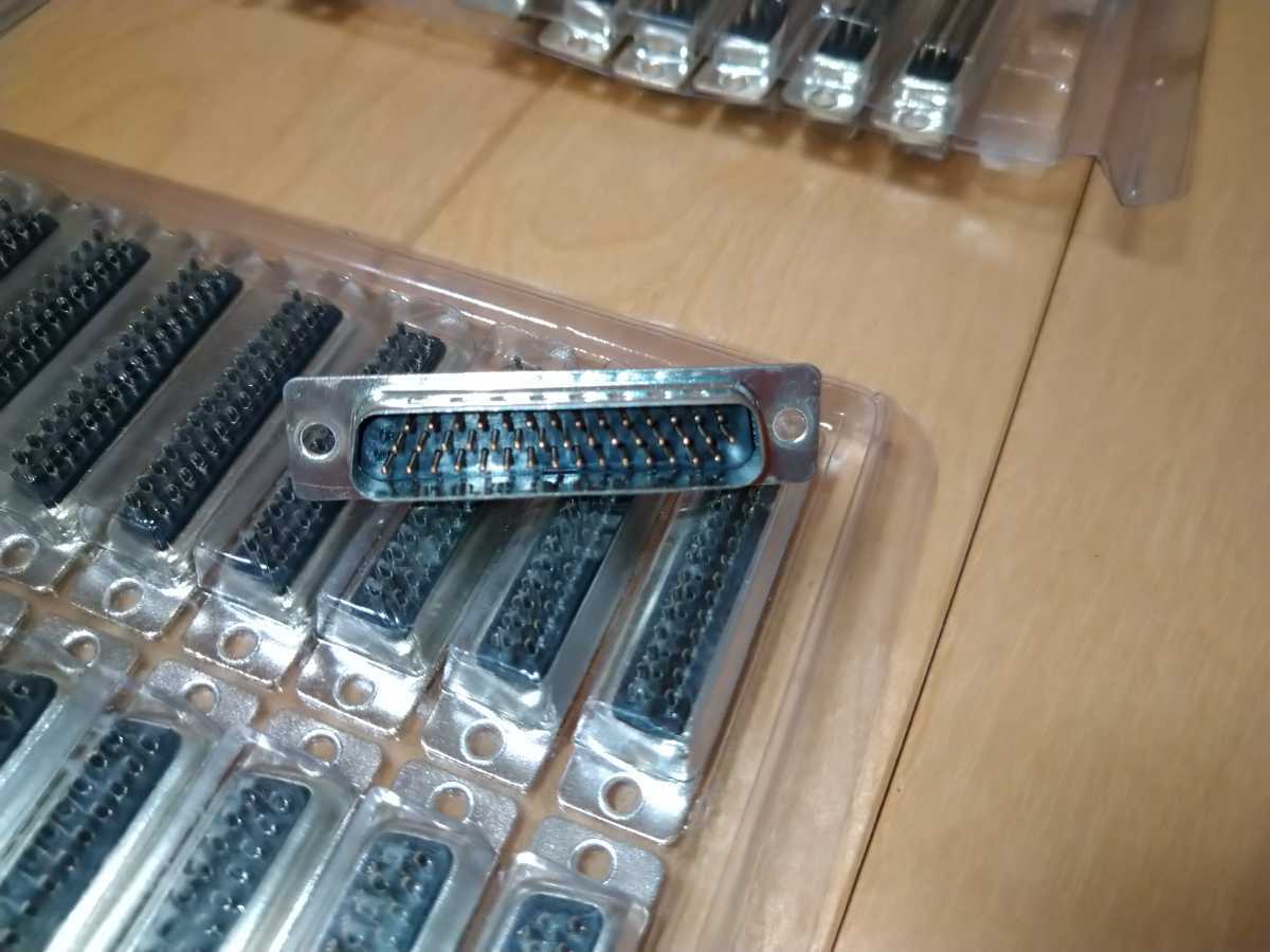 Dsubコネクタ ハンダ付けタイプ/プレスコンタクト(高密度型 Dsubコネクタ ハンダ付けタイプ/プレスコンタクト(高密度型