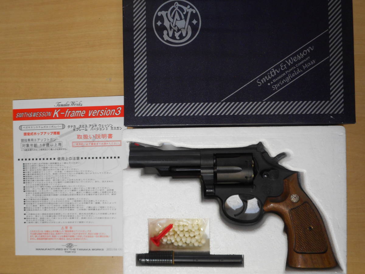 タナカワークス S&W M19 4in HW Ver.3 ガスリボルバー 木製グリップ付