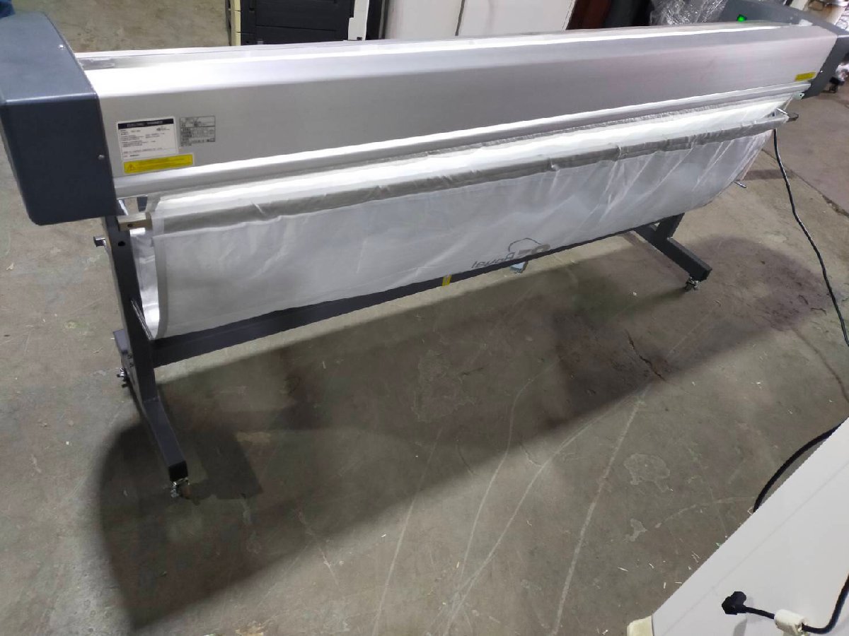 △裁断用・電動トリマー RET-1652 カット巾150cm 電動断裁機 △裁断用・電動トリマー RET-1652 カット巾150cm 電動断裁機