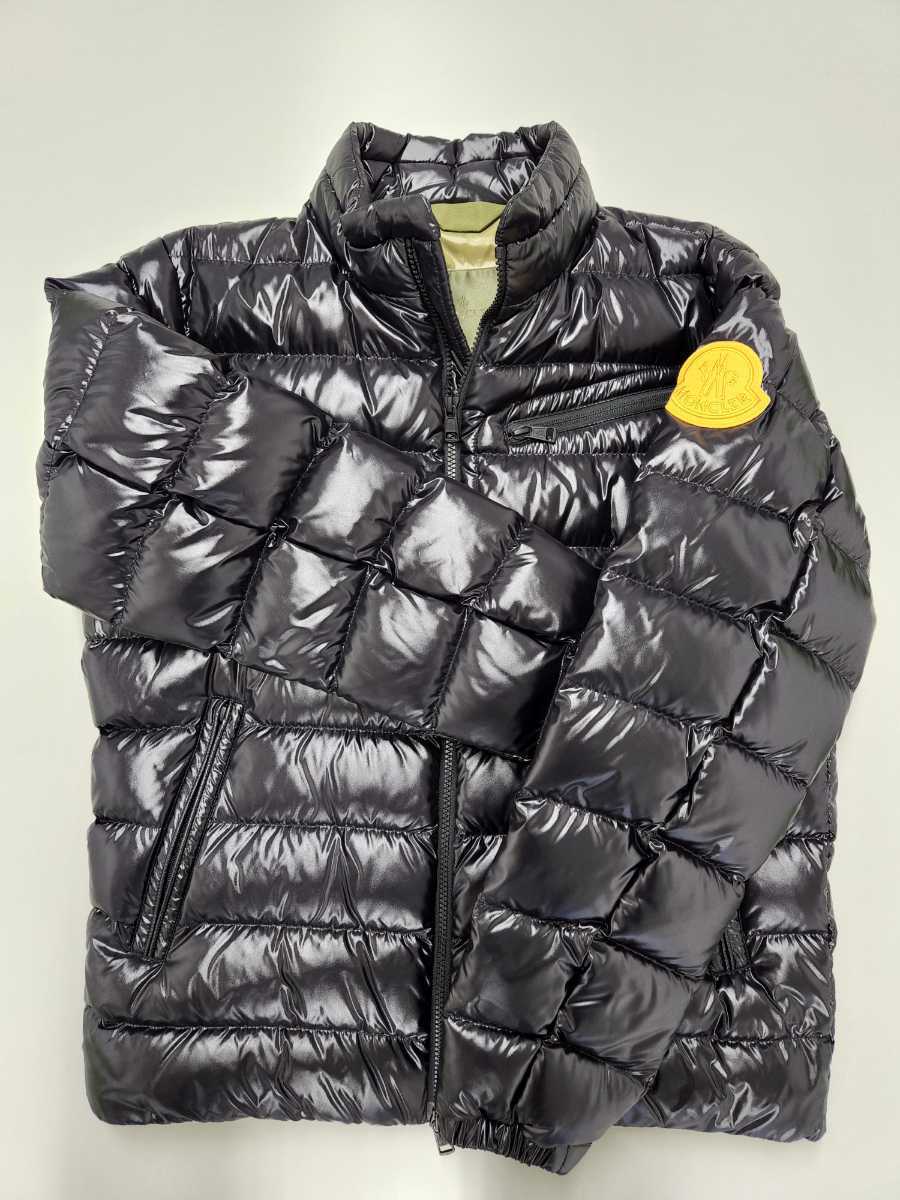 □極美品!定価169,000円!モンクレール ダウン MONCLER GENIUS