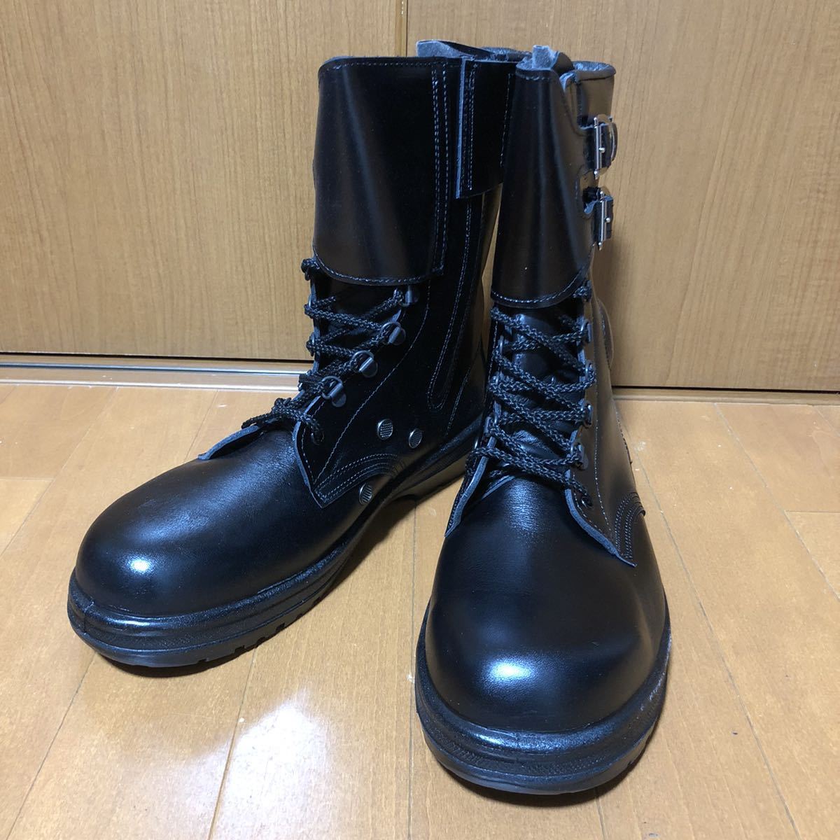 【即決】新品未使用 ミドリ安全製 半長靴 警備靴 出動靴 箱付き 警察 機動隊