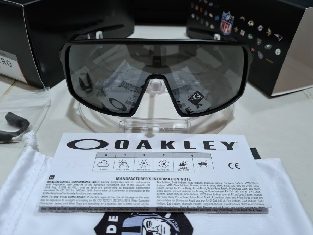 1円スタート 新品 偏光レンズ付き OAKLEY SUTRO オークリー スートロ ブラック ポラライズド BLACK POLARIZED NFL COLLECTION サングラス