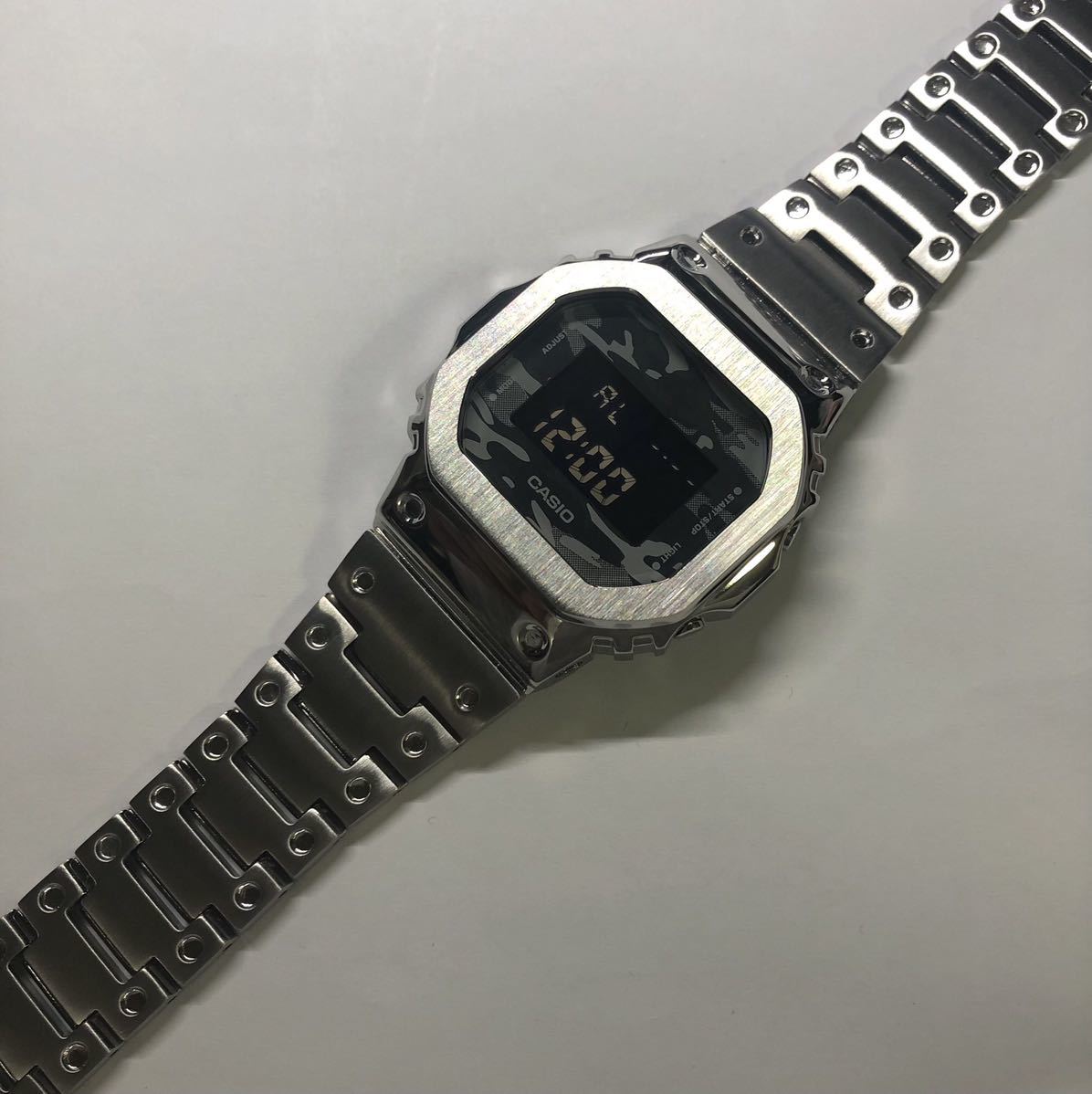 G-SHOCK Gショック 5600 CASIO カシオ デジタル 腕時計　dw5600グレー迷彩　 日本正規品　ステンレスフルメタルカスタム　シルバー