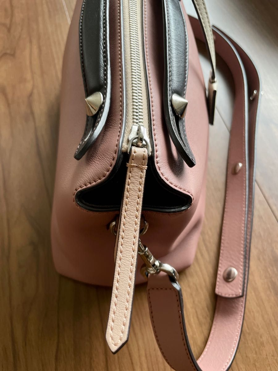 FENDI フェンディ バイザウェイ 限定カラー ショルダーバッグ FENDI フェンディ バイザウェイ 限定カラー ショルダーバッグ