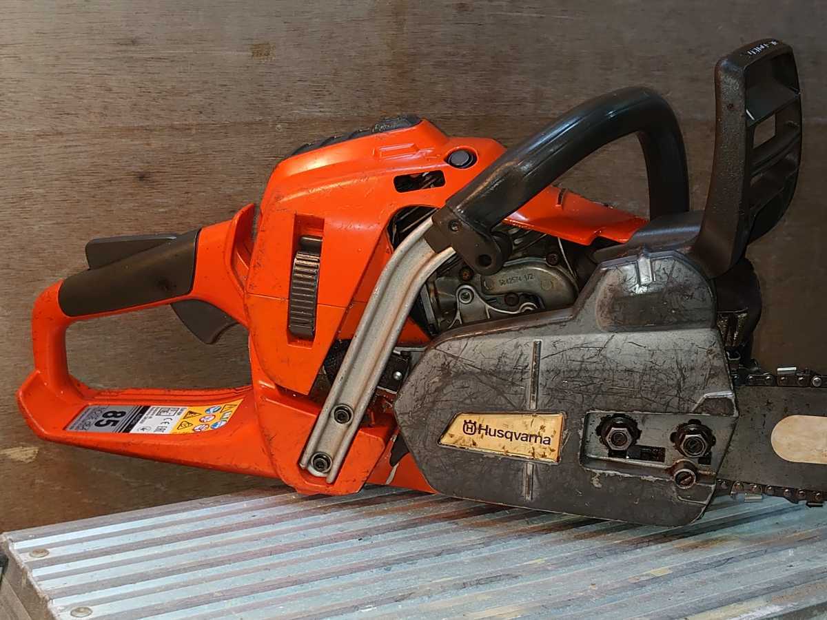 プロ用機種 ハスクバーナ エンジンチェーンソー 550XP husqvarna プロ用機種 ハスクバーナ エンジンチェーンソー 550XP husqvarna