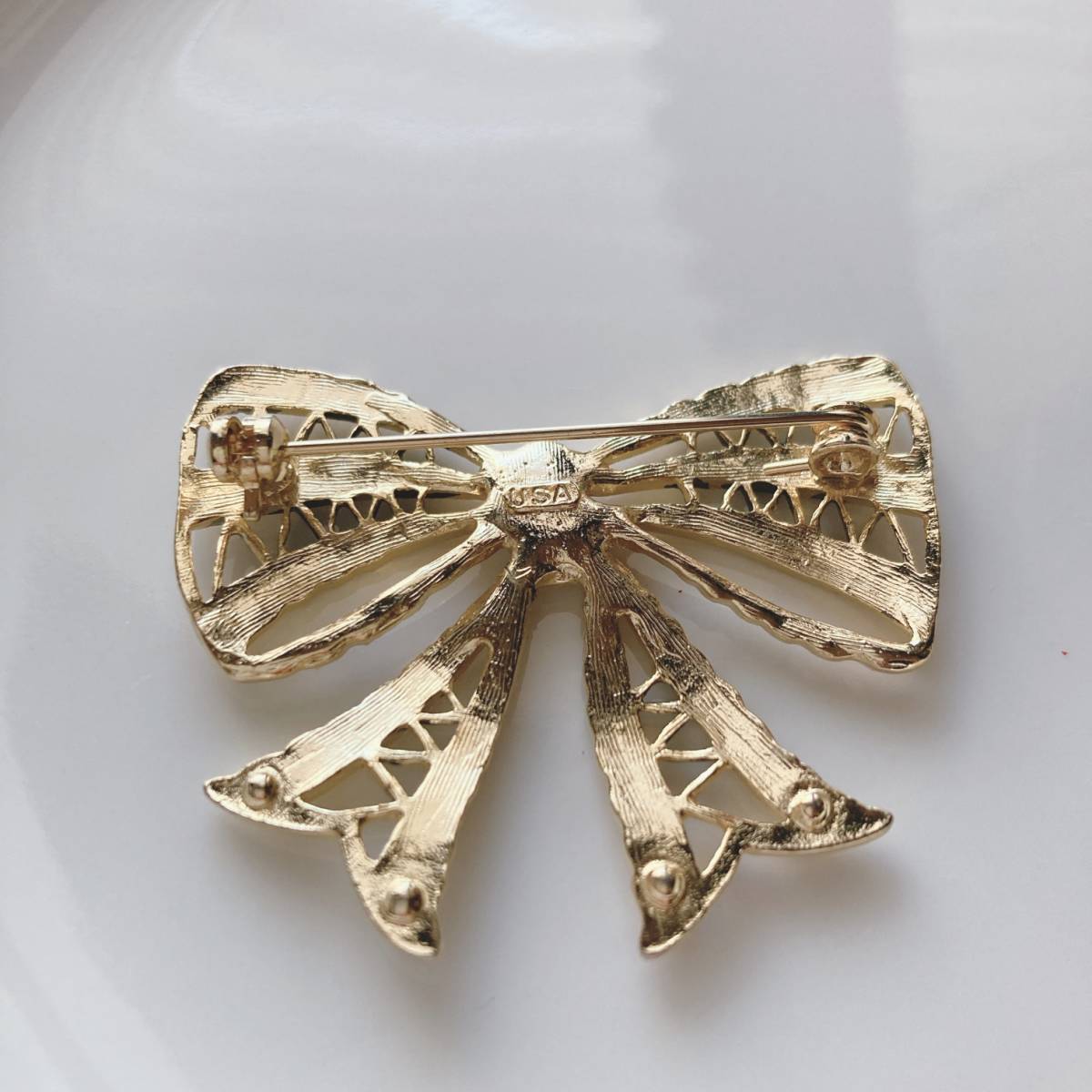  Vintage брошь USA Gold лента камень Vintage jewelry accessories 0449