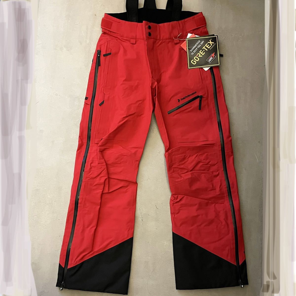 未使用品 ピークパフォーマンス W Heli Alpine Pants サイズM レッド_画像1