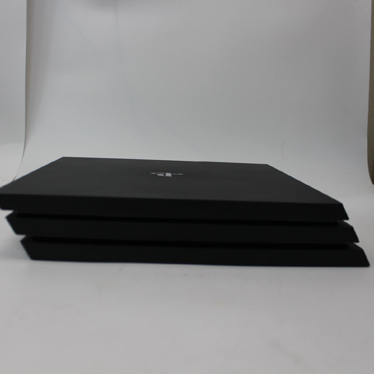 199)【美品/1円スタート♪】 SONY ソニー Playstation4 Pro PS4 プレイステーション4 プレステ4 CUH-7200B 1TB ジェットブラック_画像8