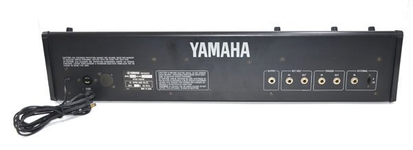 ☆YAMAHA ヤマハ CS-10 アナログ シンセサイザー☆ ☆YAMAHA ヤマハ CS-10 アナログ シンセサイザー☆