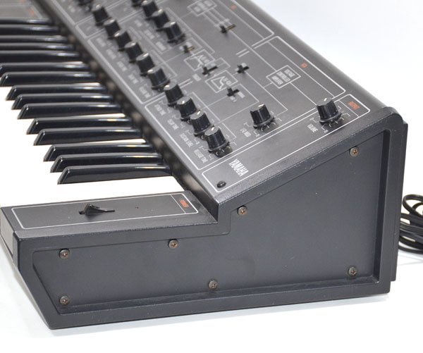 ☆YAMAHA ヤマハ CS-10 アナログ シンセサイザー☆ ☆YAMAHA ヤマハ CS-10 アナログ シンセサイザー☆