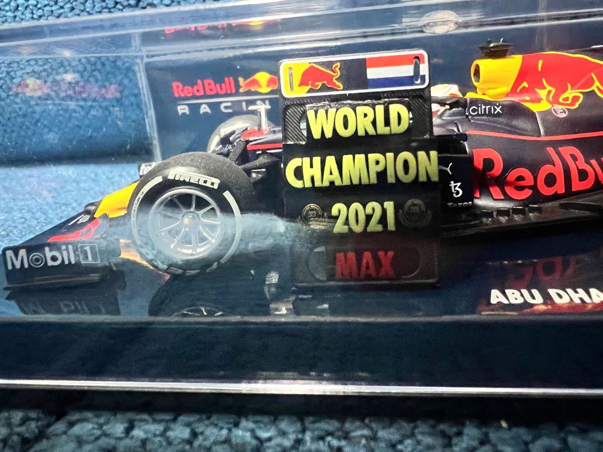 ミニチャンプス　F1 2021年　 レッドブルホンダ　アブダビ　ワールドチャンピオンシップ 1/43
