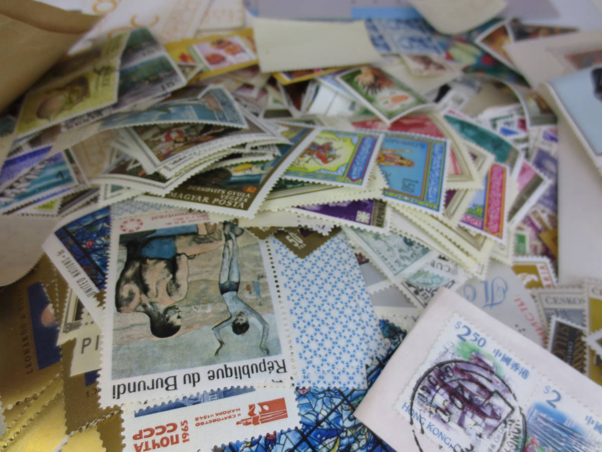 【56052m】 外国切手 未使用/消印切手 大量 まとめ売り アンティークセット コレクション 世界の切手 _画像4