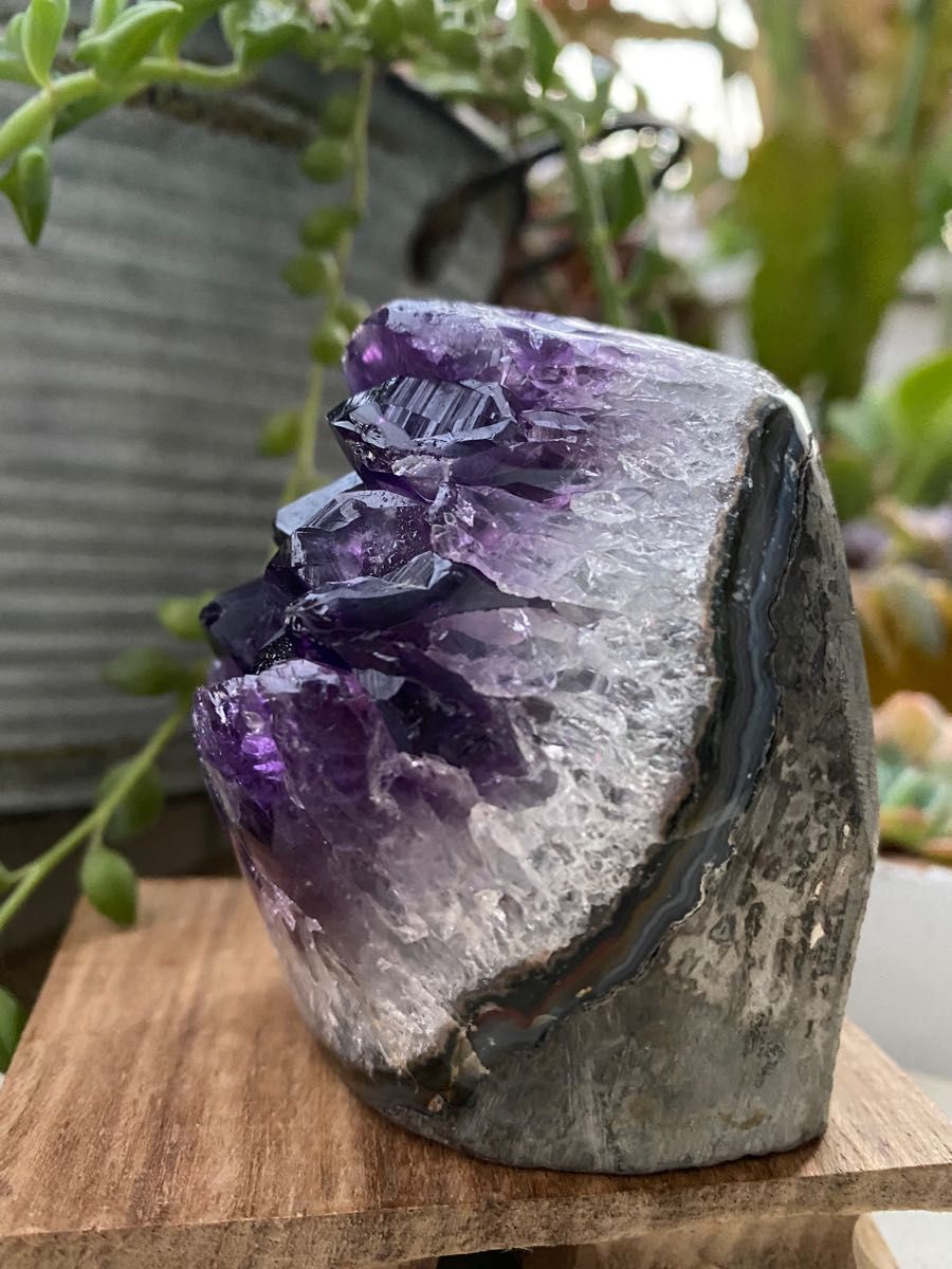 年末大セール 極美品 高品質 天然石 極濃紫 原石 ウルグアイ産