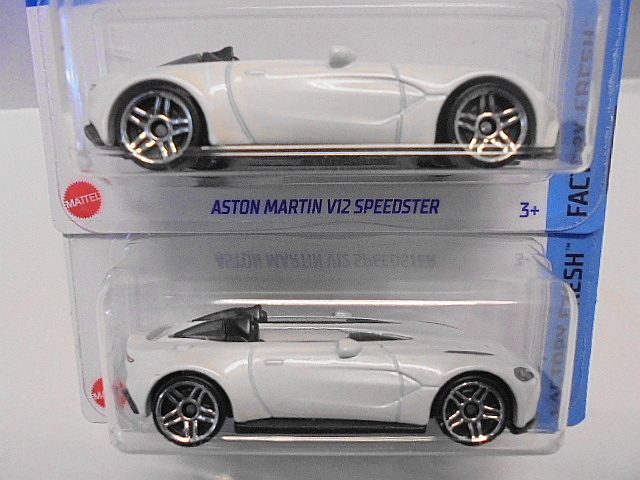 Hotwheels アストンマーチン V12 スピードスター ホットウィール ミニカー 2台セットの画像2