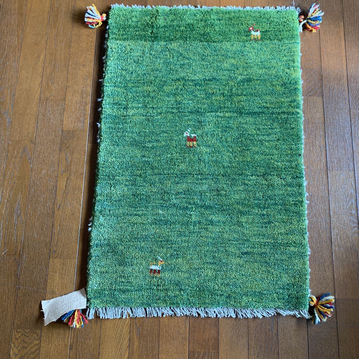 イラン手織り絨毯カシュガイ族・ギャッベ・手織り草木染め・布 イラン手織り絨毯カシュガイ族・ギャッベ・手織り草木染め・布