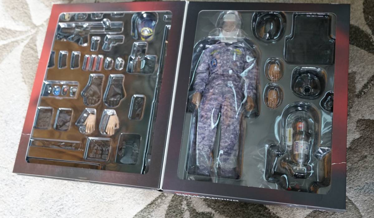 未開封新品DAM TOYSNo.78050 ELITE SERIES 1/6 NAVY COMMANDING 未開封新品DAM TOYSNo.78050 ELITE SERIES 1/6 NAVY COMMANDING
