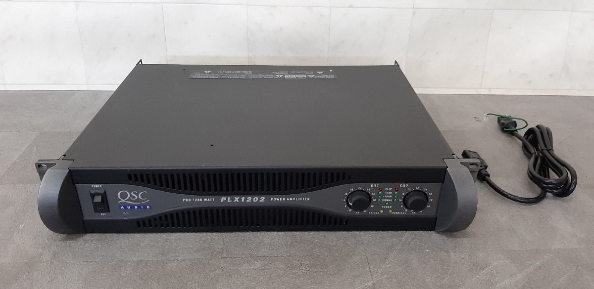 2022新作 QSC PLX1202 レコーディング/PA機器 XV-U2 パワーアンプ