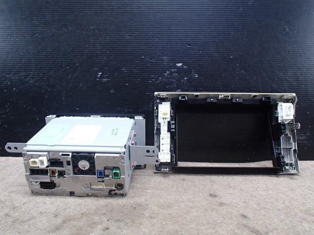 TOYOTA 50 )We will open a method for exchanging instrument panels! ヤフオクで購入した50型エスティマにユピテルのレーダー探知機を取り付けしました! - LEAD - 30545.6000円エスティマ ACR50W カーナビゲーション 1F8 エクリプス フジツーテン AVN-SZX05I商品説明カテゴリ自動車、オートバイパーツ電装品自動車メーカー別トヨタ用メーカー・ブランドトヨタフォローシリーズエスティマ状態やや傷や汚れあり(詳細)**** 商品説明を必ずご確認ください ****部品管理番号:202211036361310部品メーカー:エクリプス フジツーテン部品名:カーナビゲーション部品メーカー品番:AVN-SZX05I部品区分:リサイクル品車名:エスティマ車両タイプ名:5DBOXワゴン通称型式:ACR50WGFXSKA認定型式:DBA-ACR50W年式:2008年3月グレード:アエラス Gエディション 7人エンジン仕様:DOHC EFI車台番号:ACR50-706****カラー:ミディアムシルバー(M)カラーNo:1F8トリムNo:FD45エンジン型式:2AZ-FEシフト:CVT排気量:2400走行距離:92737エンジンNo:F152327備考1:シャガイ,メモリー,地デジ,DVDビデオ再生可能,ブルートゥース,地図データ2015年,9インチ,TV&GPSアンテナ&USB線&通信ユニット&電源線付備考2:マイク付(ベース部加工あり),ステー付,ナビ廻りパネル付,Fカメラ用線付(配線加工あり)部品管理情報部品管理番号202211036361310部品メーカーエクリプス フジツーテンメーカー純正品番部品名カーナビゲーション部品メーカー品番AVN-SZX05Iメーカー代替品番部品区分リサイクル品部品マイナー 管理品番部品カラー部品情報備考シャガイ、メモリー、地デジ、DVDビデオ再生可能、ブルートゥース、地図データ2015年、9インチ、TV&GPSアンテナ&USB線&通信ユニット&電源線付マイク付(ベース部加工あり)、ステー付、ナビ廻りパネル付、Fカメラ用線付(配線加工あり)車体情報車名エスティマ車台番号ACR50-706****排気量2400車両タイプ名5DBOXワゴン色トランスNo通称型式ACR50WGFXSKAカラーミディアムシルバー(M)アクスルNo認定型式DBA-ACR50WカラーNo1F8走行距離92737年式2008年3月トリムNoFD45タイヤグレードアエラス Gエディション 7人エンジン型式2AZ-FEエンジンNoF152327エンジン仕様DOHC EFIシフトCVT機能情報【損傷種類の見方】損傷種類とその定義擦り傷、A洗車傷程度擦り傷、B 幅0.2cm以上で、下地まで到達しており、爪が引っかかる程度擦り傷、C 幅0.2cm以上で、擦り傷以外の損傷程度が悪い物凹 へこみ、A 透かしてやっと分かる程度の凹みで、正面から見ても分かりにくいもの凹 へこみ、B 正面から見て分かる程度の凹みで、下地まで到達していないもの凹 へこみ、C 凹A・B以外で、下地まで到達しているもの。錆や塗装剥げも含む補修跡 主にバンパーやランプ類の補修済のもの鈑金パテ 鈑金パテ等で補修した痕跡が見られるものサイトソウ 再塗装した痕跡が見られるもので、下地が分からないもの凸 パネル表面にできた突起状の傷の面積を表す日焼け 日差しによるくすみ、色あせ、黄ばみ等がある状態のもの。曇りも含むシールサイン シール看板 ペイントサイン 塗り看板【特記事項】●損傷範囲の寸法基準は「ヨコXタテ」●寸法の単位はcmです。●純正品番は参考品番です。品番違いのクレームはお受けできません。【注意事項】●交換工賃・運送費・有料道路料金・レッカー代・損害賠償責任等は一切対応できません。●商品のお問い合わせについて適合確認につきましては純正品番で照合致しますので取り付け車輛の車体番号と型式指定類別区分番号を明記の上、ご質問欄よりお問い合わせください。※一部確認できない車種もございます。輸入車は全て適合確認不可です。ご落札後の適合確認は承っておりません。ご入札前に必ず適合確認及びご不明点のお問い合わせをお願い致します。商品落札後の適合不一致でのキャンセルはお受けできませんのでご了承願います。適合不一致による返品はお受けしておりません。お電話でのお問い合わせにつきましてはご遠慮願います。●大型商品の配送についてお荷物のサイズが3辺合計160cmを超える商品(ドアパネル類・バンパー類・エンジン・ミッションなど)の個人様宅宛ての発送はできません。配送先が個人様宅の場合は最寄りの運送会社営業所止めとさせていただきます。配送先が事業所であっても大型トラックが出入りできない道幅の場合も営業所止めとなる場合がございます。また大型商品につきましては、配送時間に指定ならびに土日祝日の配達指定ができません。
![