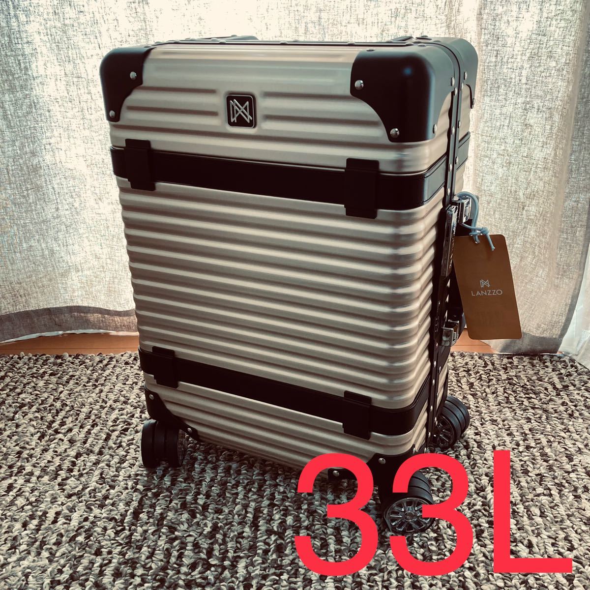 新品★LANZZO ランツォ スーツケース 33Lゴールド 最上位グレード 旅行 RIMOWA 機内持込 TSAロック アルミ合金