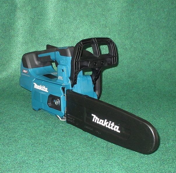 ③新品 マキタ MUC009GZ2 40Vmax 250mm充電式チェーンソー トップ