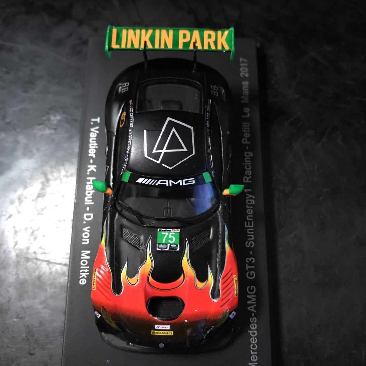 スパーク 1/64 サンエナジー1 レーシング メルセデス AMG GT3 #75 T.ヴォーティエ/K.ハブル/D.フォン モルトケ　プチルマン　2017_画像8