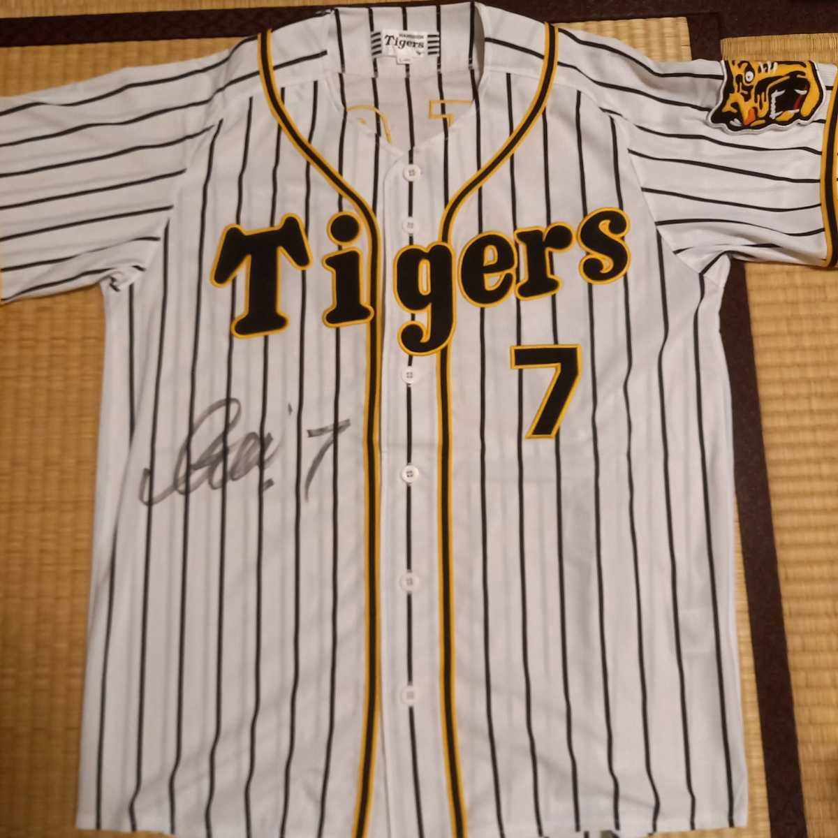 ヤフオク! - 阪神タイガース 糸井嘉男 直筆サイン入りユニフォーム