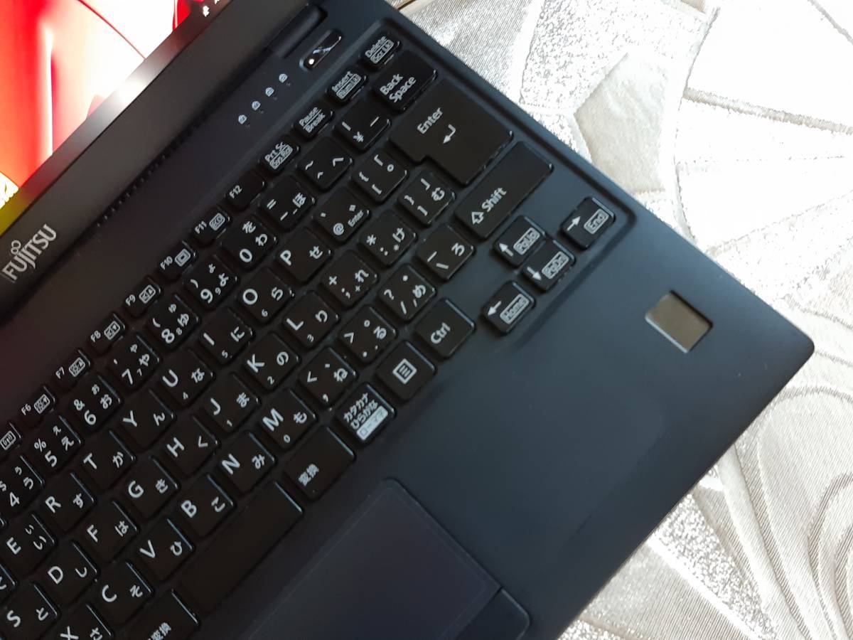 2022新作モデル 富士通 U939A 8世代 i5 256G 8G FHD ノートパソコン