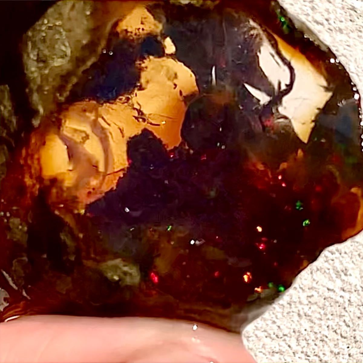 日本ショップ ピンファイア系オパール原石オレンジ63ct/鉱物標本 - www