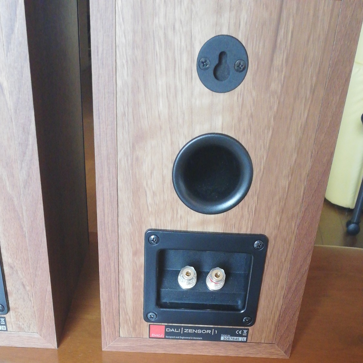 期間限定特価】DALI Zensor 1 ほぼ新品 ウォールナット ダリ ZENSOR1