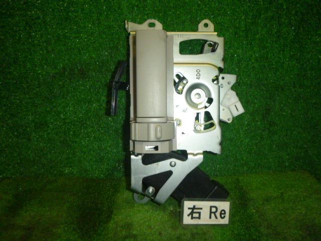 デイズルークス DBA-B21A 右Rドアロックソレノイド 3B20 82503-6A01F_画像1