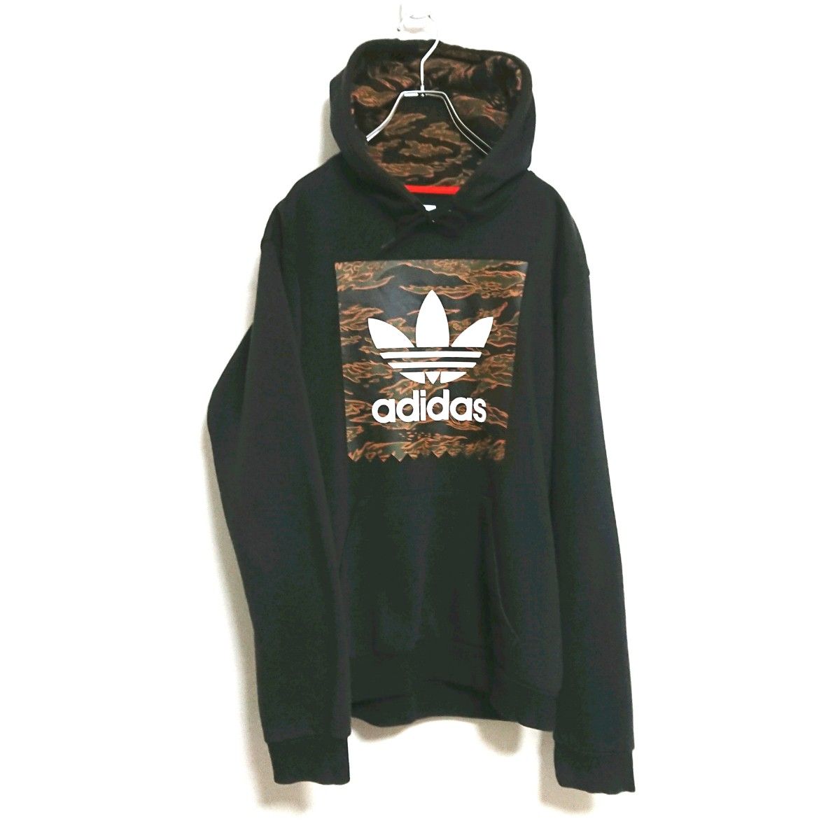 adidas Originals アディダスオリジナルス カモフラ 迷彩柄 ビッグロゴ
