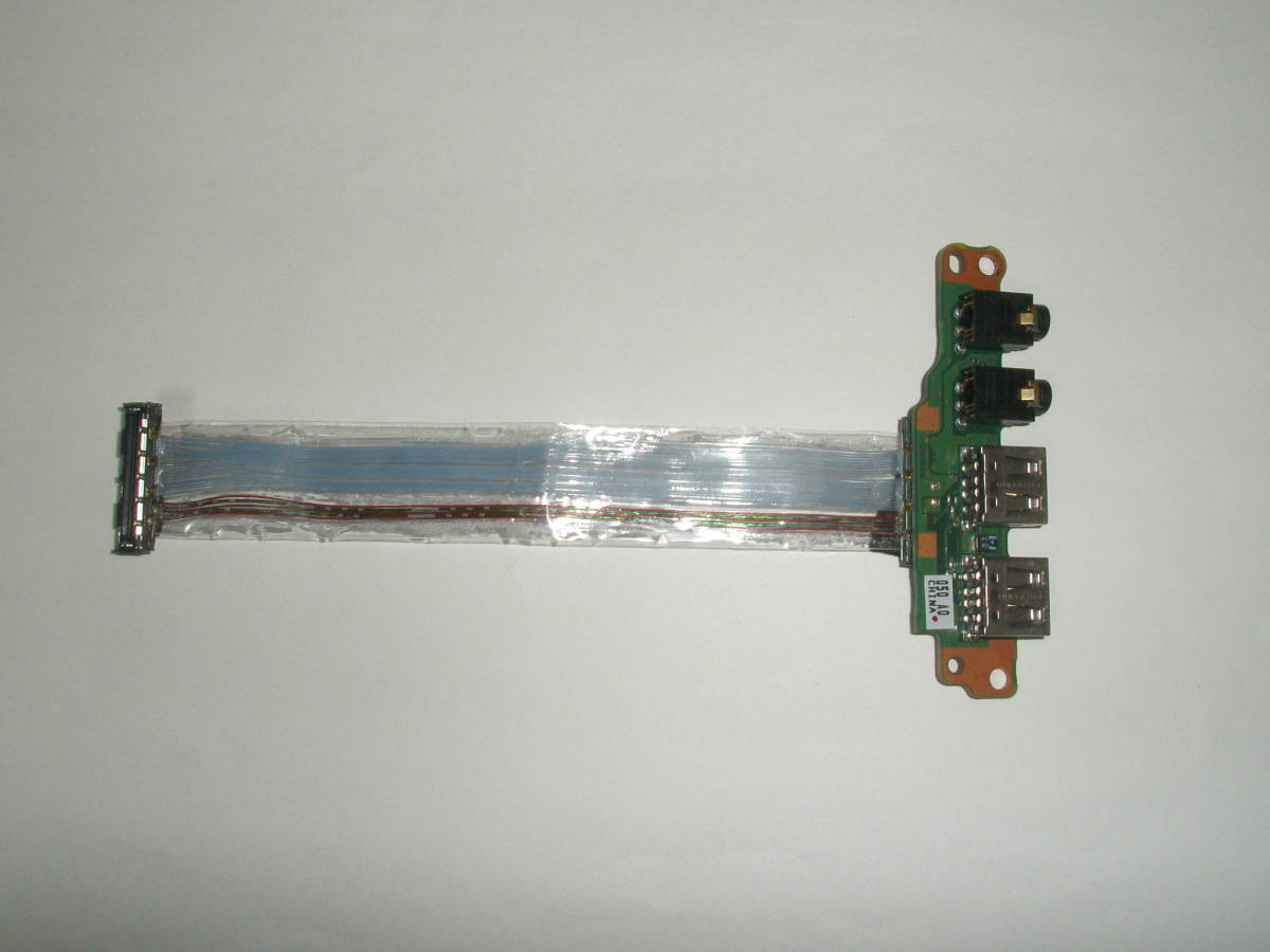 USB基板 右側２ポート サウンド基板（ ヘッドホン マイク） 東芝 B450 B451 B452 B550 B551 B552 L35 L36 L40 L41 L42 L45 L46 L47 _画像4